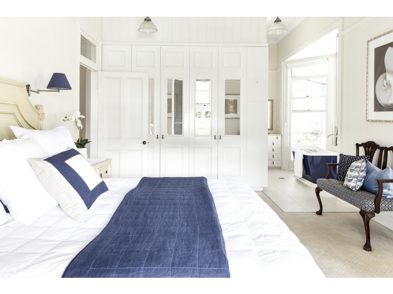 35 Stanley Terrace, Taringa QLD 4068