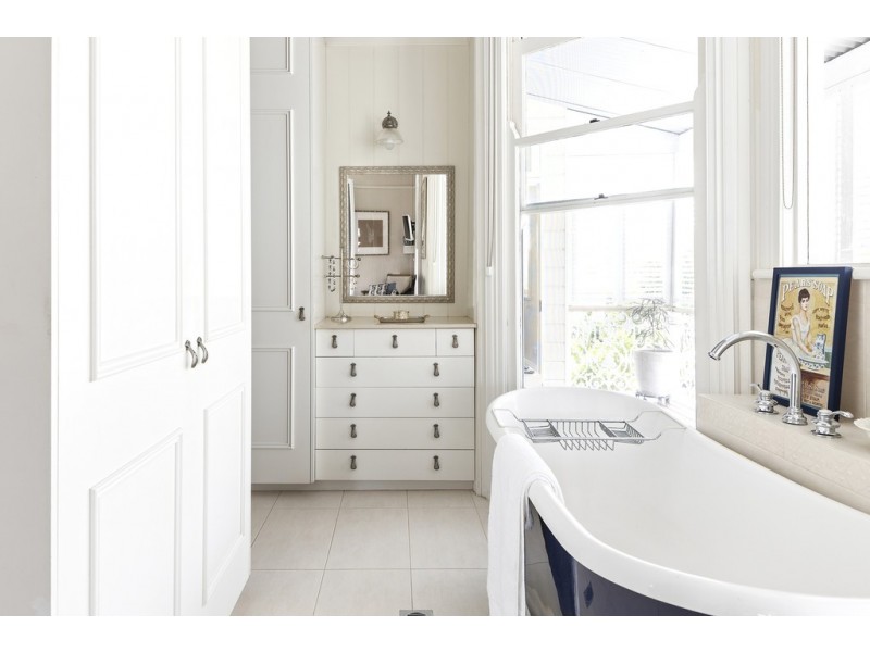 35 Stanley Terrace, Taringa QLD 4068