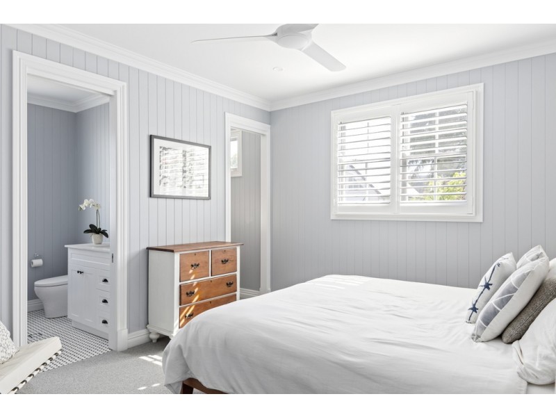 37 Manson Road, Hendra QLD 4011