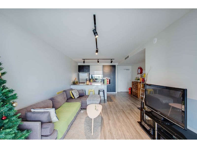 2063/9 Edmondstone Street, South Brisbane QLD 4101