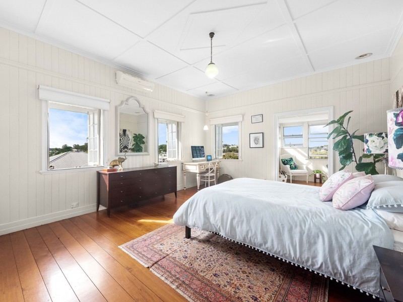 42 Braeside Terrace, Alderley QLD 4051