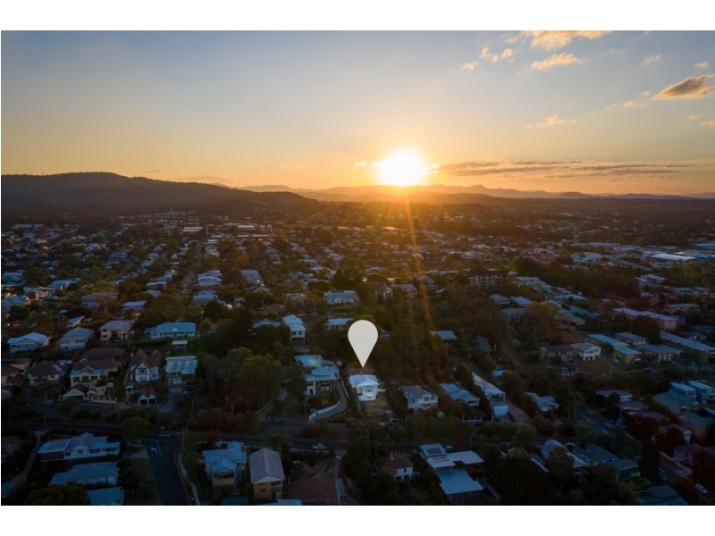 42 Braeside Terrace, Alderley QLD 4051