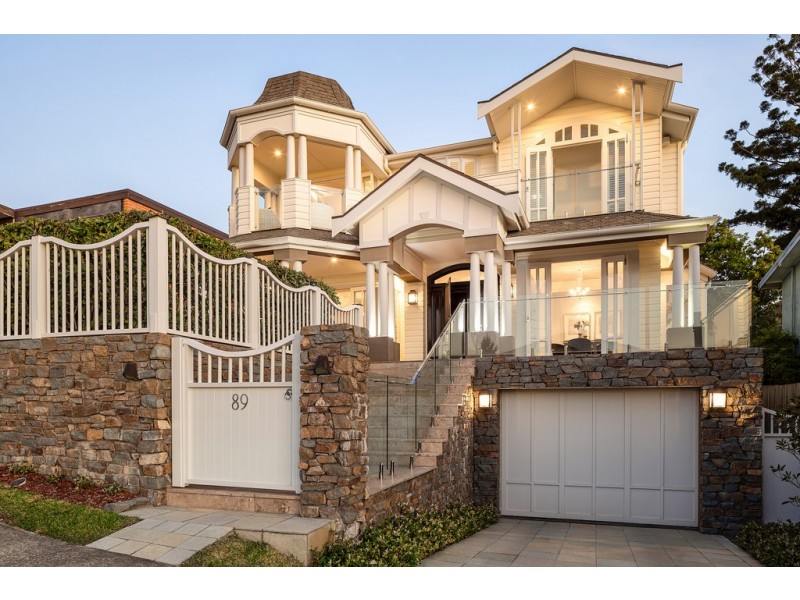 89 Newman Avenue, Camp Hill QLD 4152