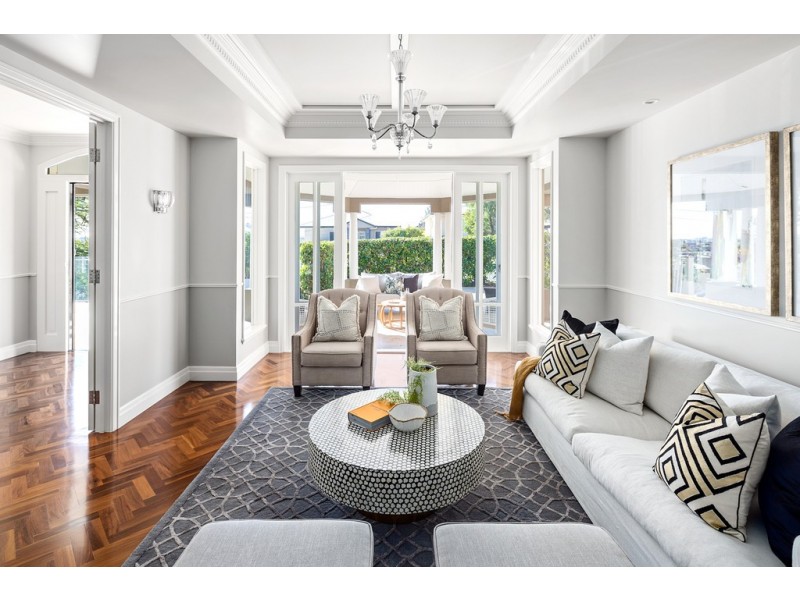 89 Newman Avenue, Camp Hill QLD 4152