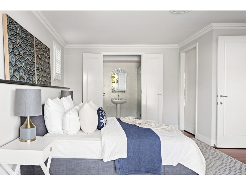 89 Newman Avenue, Camp Hill QLD 4152