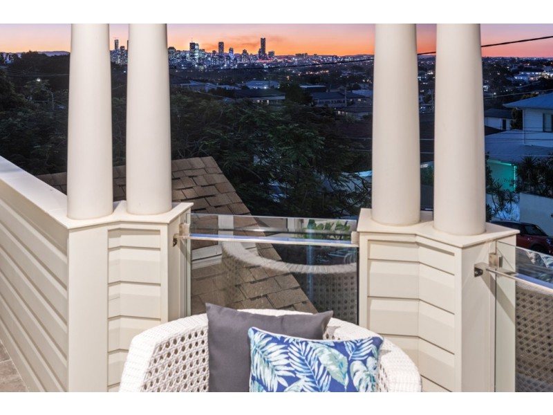 89 Newman Avenue, Camp Hill QLD 4152