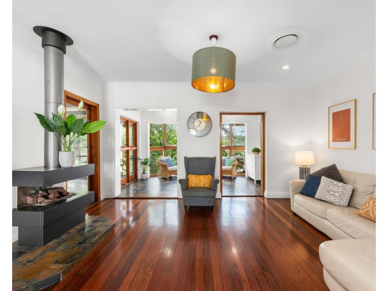 79A Hebe Street, Bardon QLD 4065