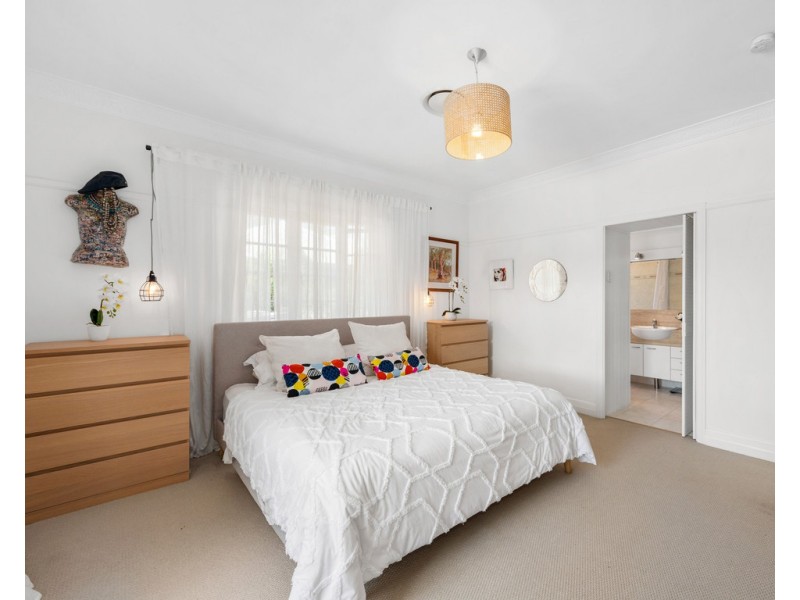 79A Hebe Street, Bardon QLD 4065