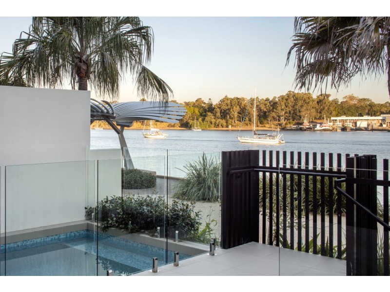 82 Parkside Circuit, Hamilton QLD 4007