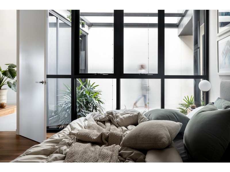 82 Parkside Circuit, Hamilton QLD 4007