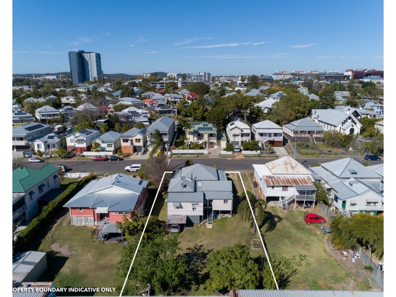 54 Broadway Street, Woolloongabba QLD 4102