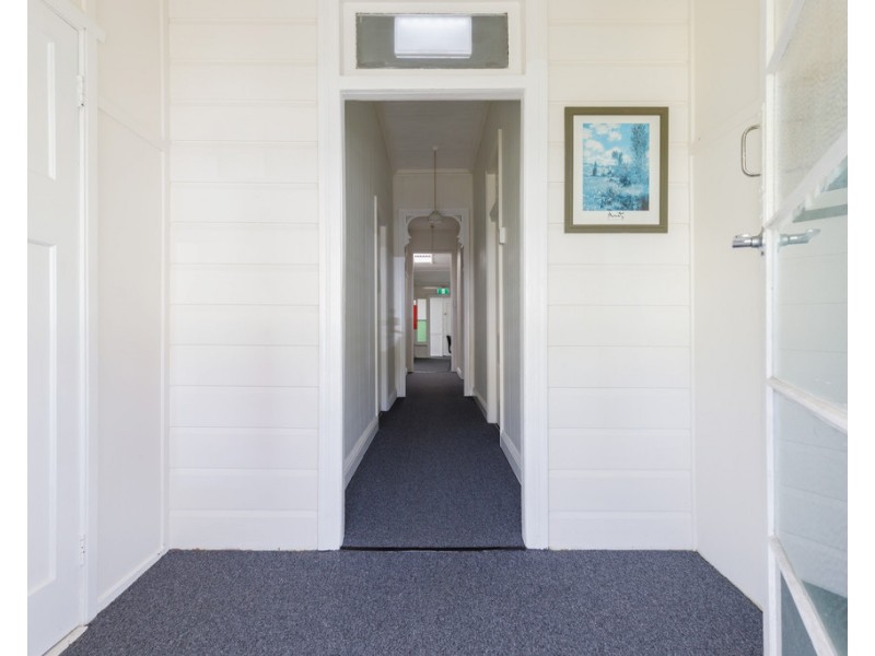 54 Broadway Street, Woolloongabba QLD 4102