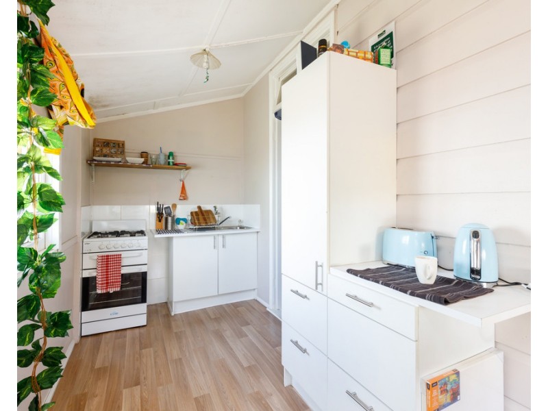 54 Broadway Street, Woolloongabba QLD 4102