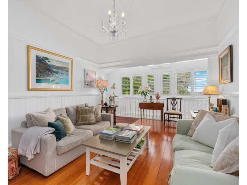 68 Hillsdon Road, Taringa QLD 4068