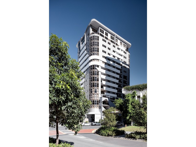 11002 / 17 Longland, Newstead QLD 4006