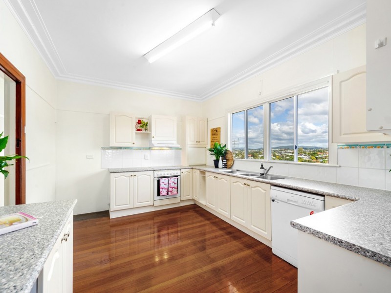 34 Westwood Street, Wavell Heights QLD 4012