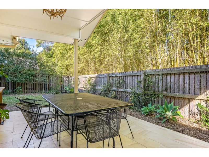 57 Moss Rd, Wakerley QLD 4154