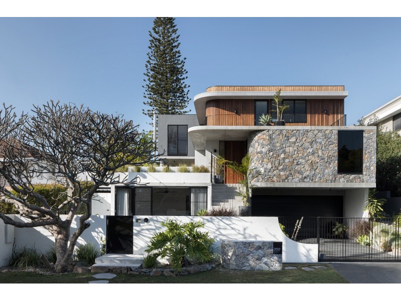 352 Brisbane Corso, Yeronga QLD 4104