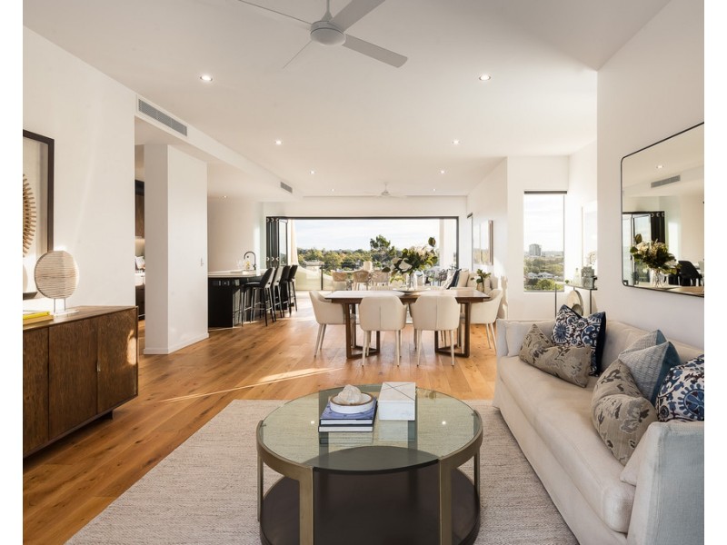 4/124 Swann Road, Taringa QLD 4068