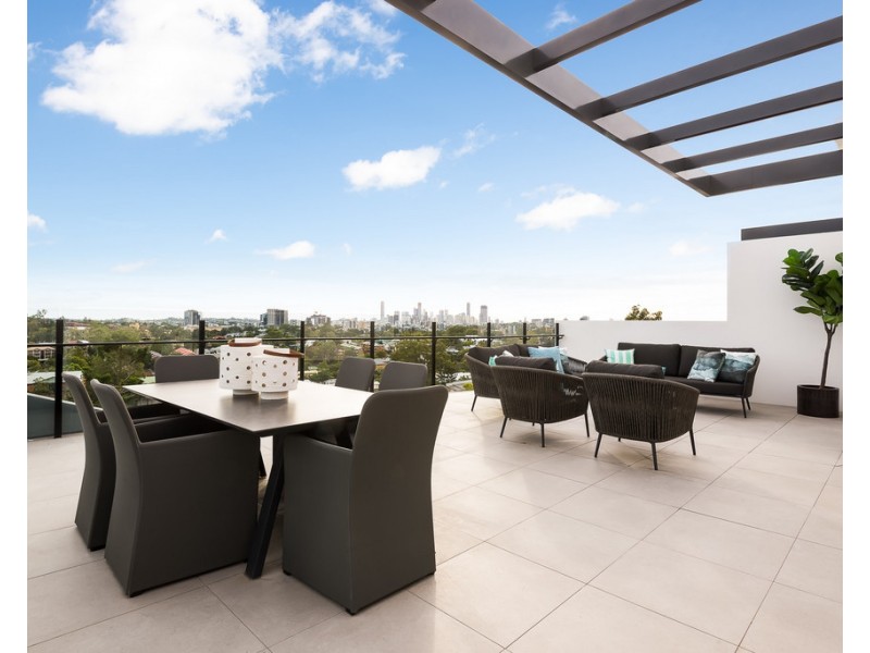 4/124 Swann Road, Taringa QLD 4068