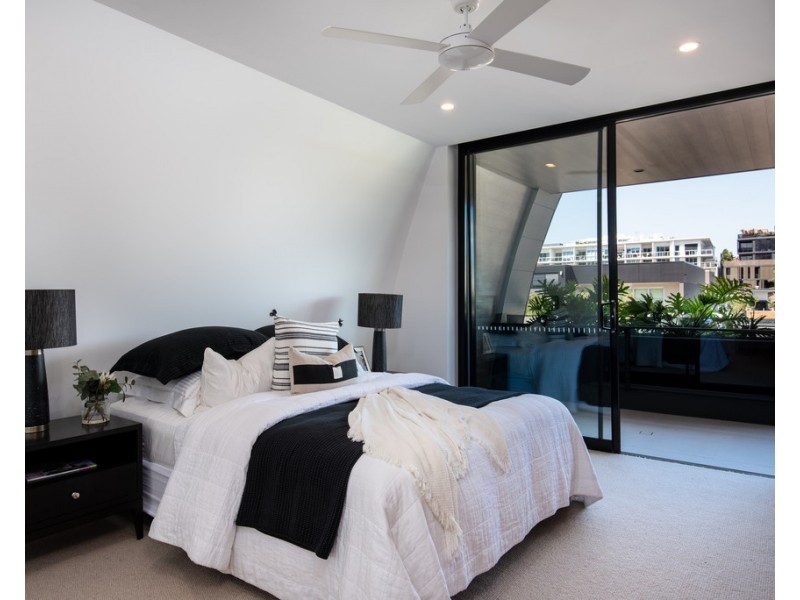 203/14 Helen Street, Teneriffe QLD 4005