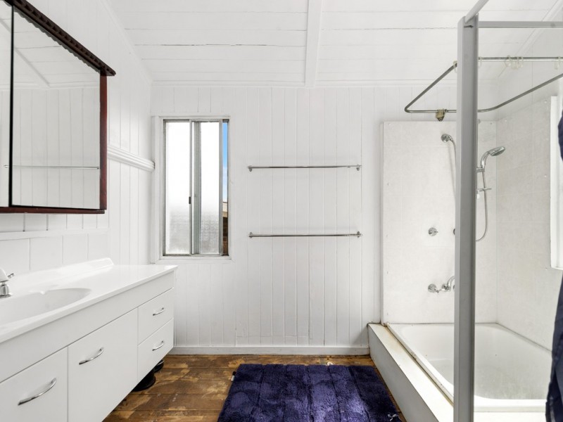 16 Wride Street, Wooloowin QLD 4030