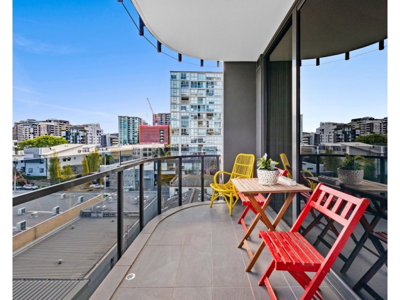 509/31 Longland Street, Newstead QLD 4006