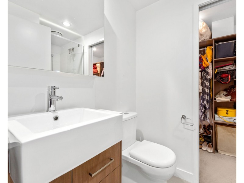 509/31 Longland Street, Newstead QLD 4006