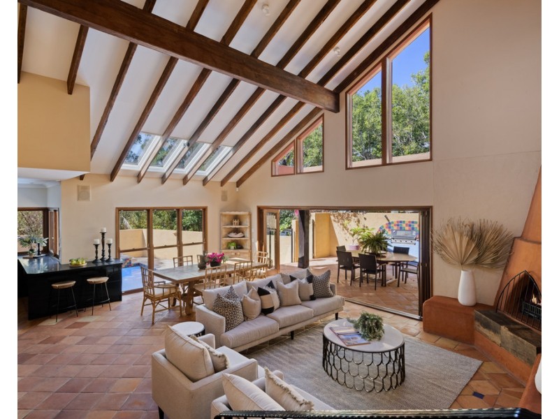 38 Mareeba Road, Ashgrove QLD 4060