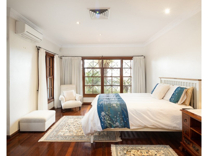 55 Beresford Terrace, Coorparoo QLD 4151