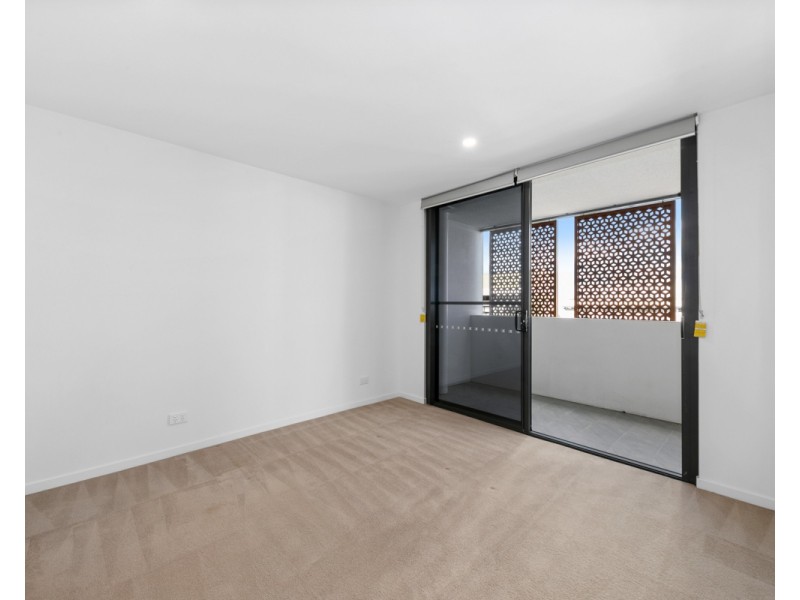 204/125 Station Road, Indooroopilly QLD 4068