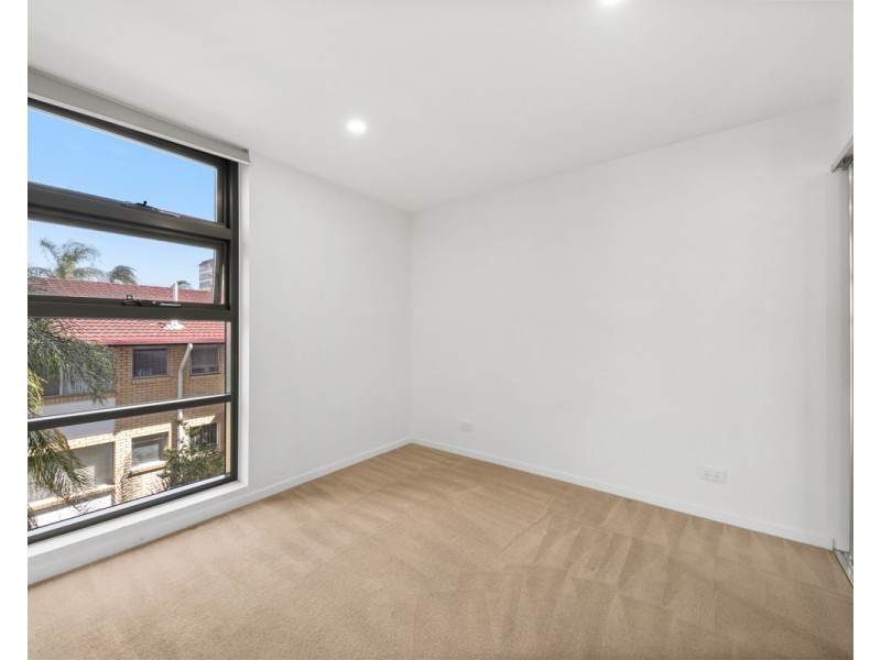 204/125 Station Road, Indooroopilly QLD 4068