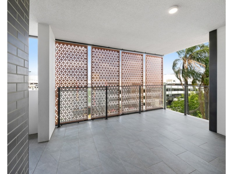 204/125 Station Road, Indooroopilly QLD 4068