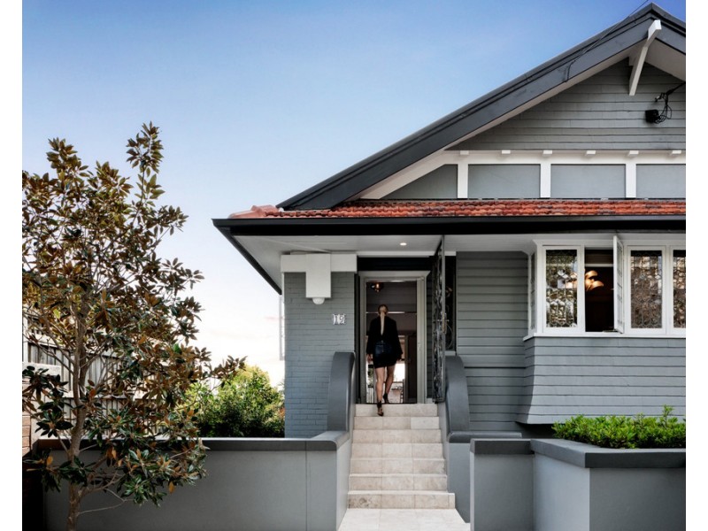 19 Tarranalma Avenue, Clayfield QLD 4011