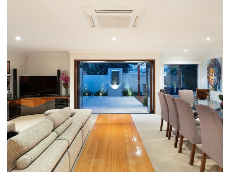 9 Aloe Street, Wavell Heights QLD 4012