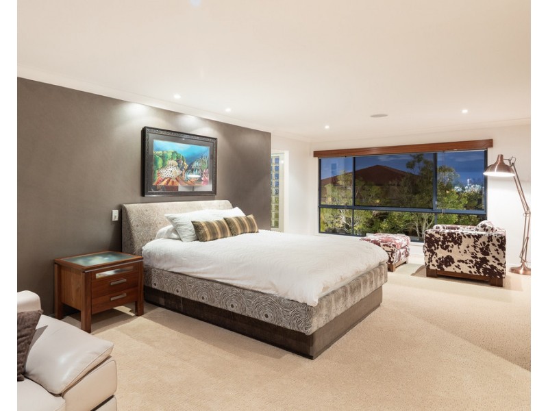 9 Aloe Street, Wavell Heights QLD 4012