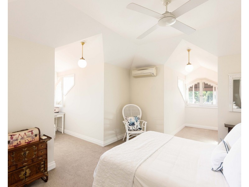 23 Wendell Street, Norman Park QLD 4170