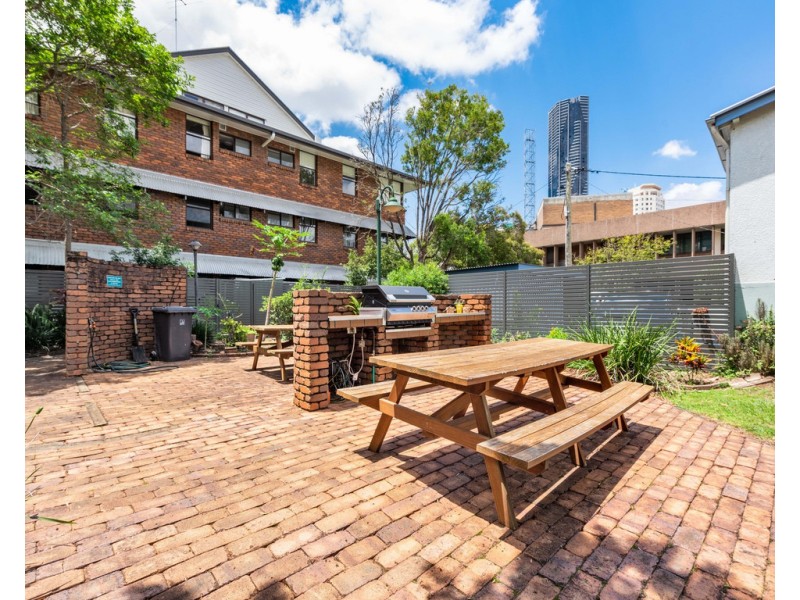 2/37 Phillips Street, Spring Hill QLD 4000