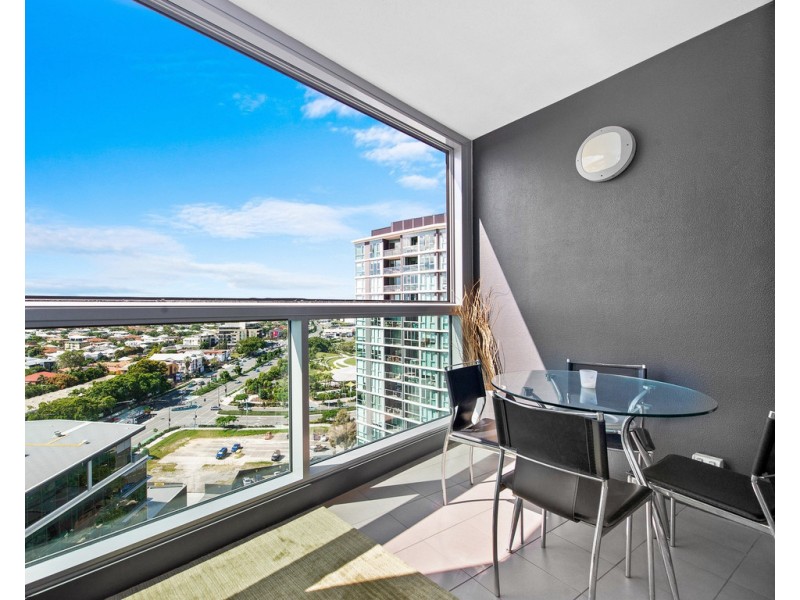 11502/8 Harbour Road, Hamilton QLD 4007