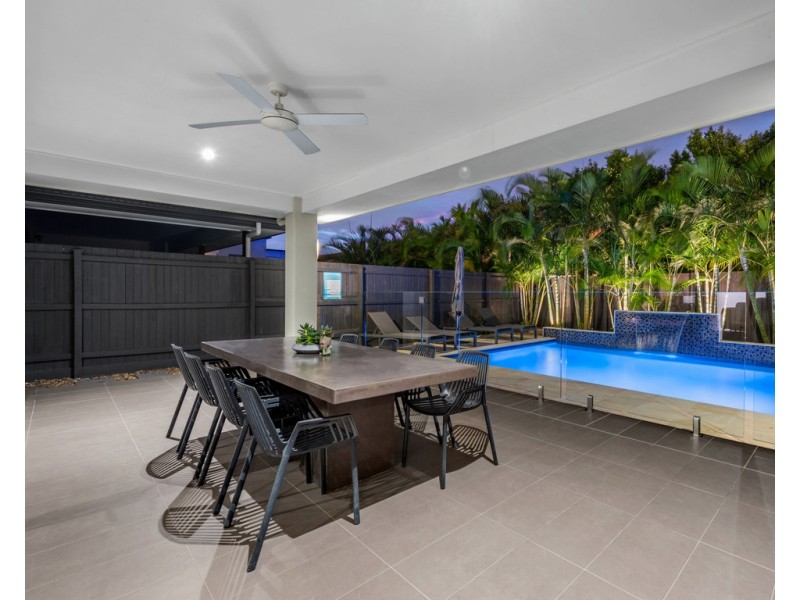 14 Ure Street, Hendra QLD 4011