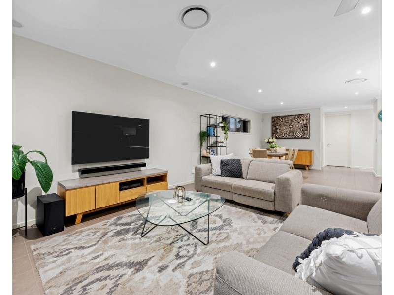 14 Ure Street, Hendra QLD 4011