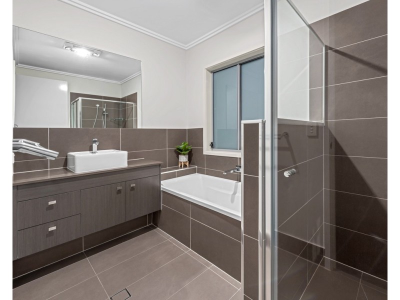 14 Ure Street, Hendra QLD 4011