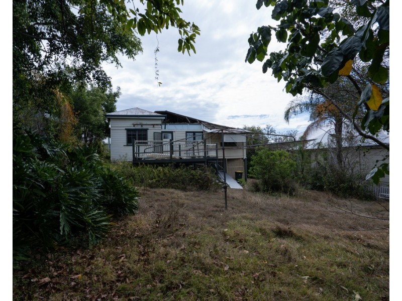 33 Oakwal Terrace, Windsor QLD 4030