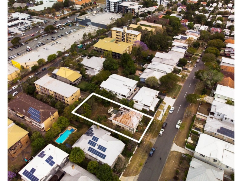 33 Oakwal Terrace, Windsor QLD 4030