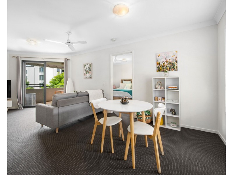 53/52 Newstead Terrace, Newstead QLD 4006