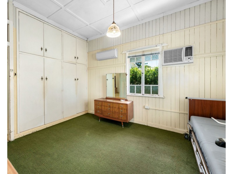 19 Frobisher Street, Ashgrove QLD 4060