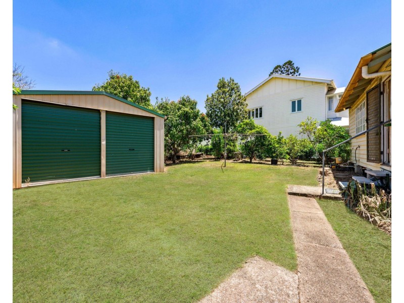 19 Frobisher Street, Ashgrove QLD 4060