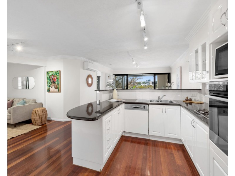 22/118 Oxlade Drive, New Farm QLD 4005