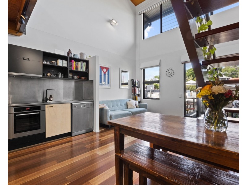 180/139 Commercial Road, Teneriffe QLD 4005