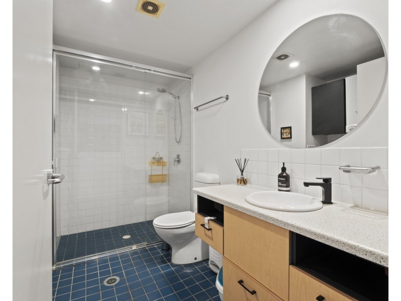 180/139 Commercial Road, Teneriffe QLD 4005